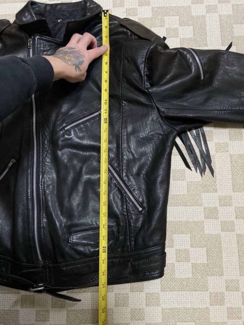 Vintage 80s Leather Fringe Jacket
Medium 22x27 Asymmetrical
Zipper Black - Picture 15 of 16